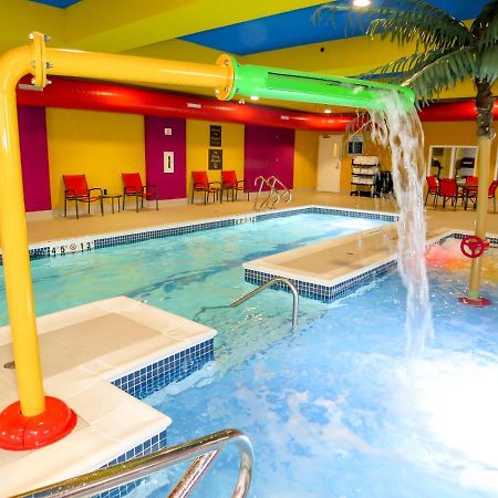 Comfort Suites Риджайна Екстериор снимка