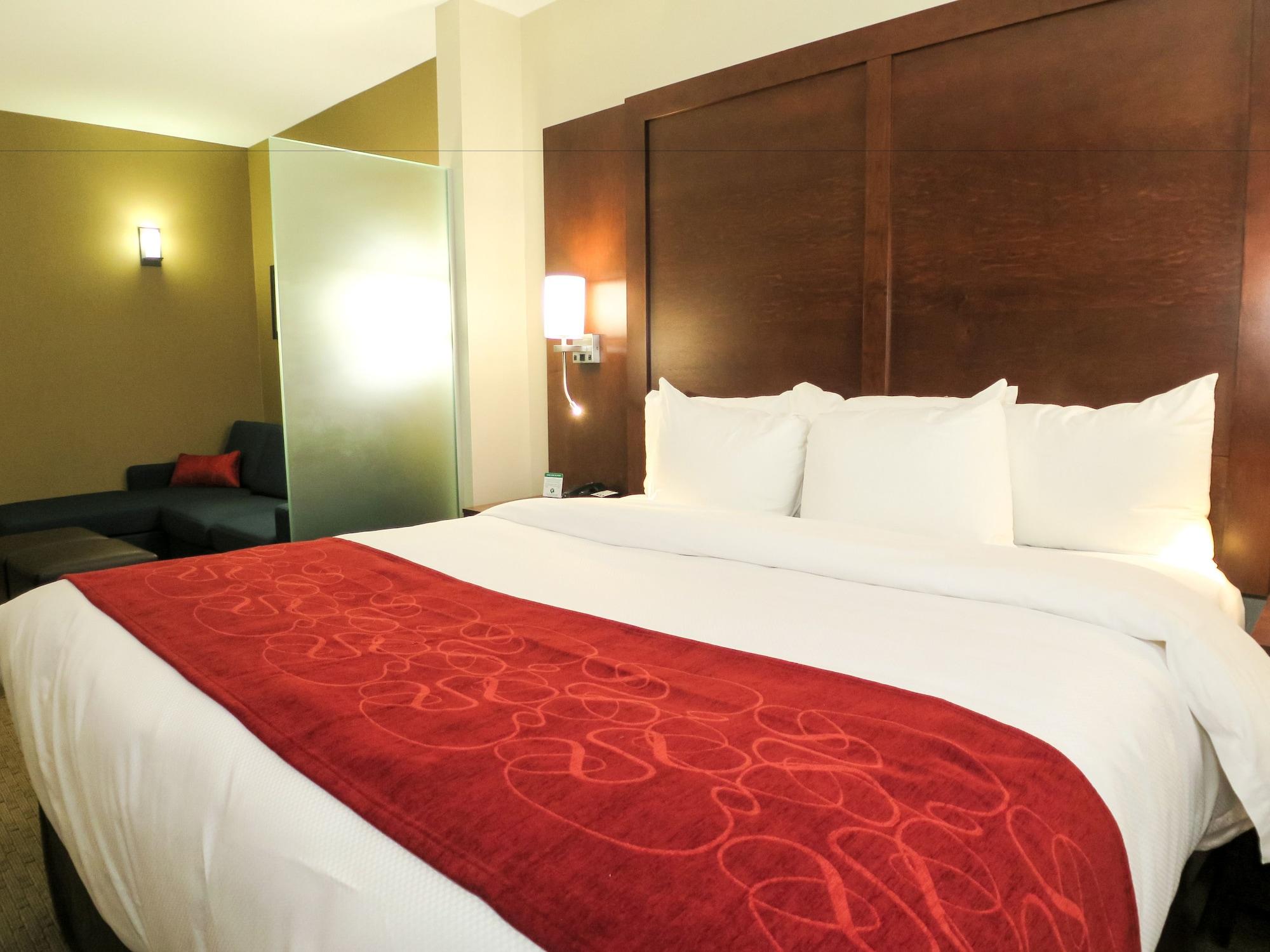 Comfort Suites Риджайна Екстериор снимка