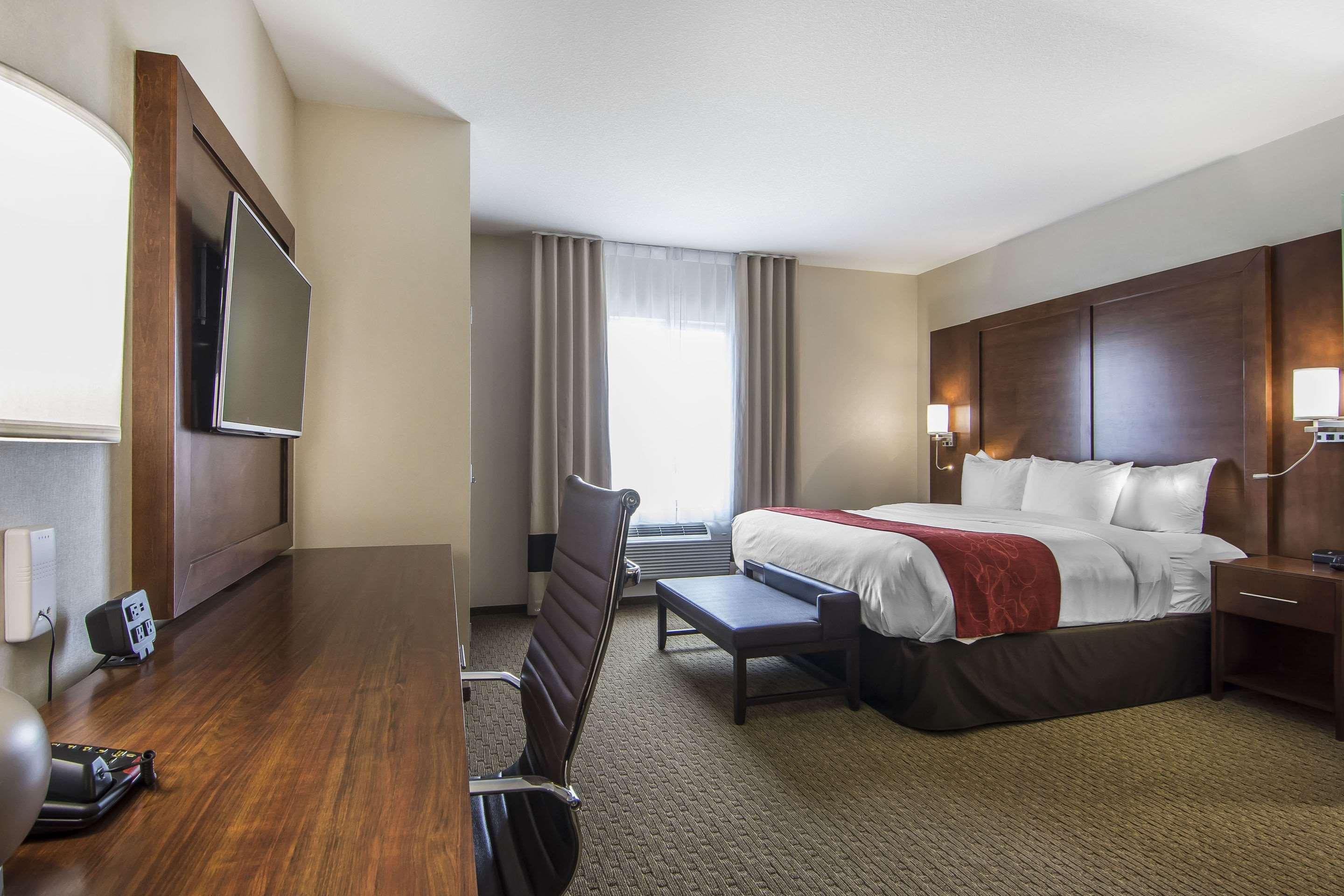 Comfort Suites Риджайна Екстериор снимка