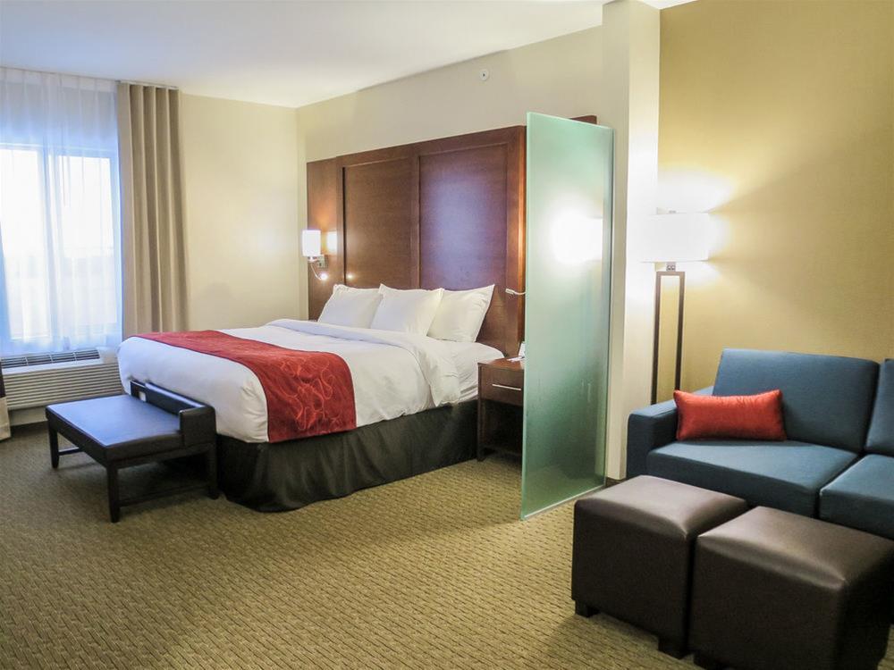 Comfort Suites Риджайна Екстериор снимка