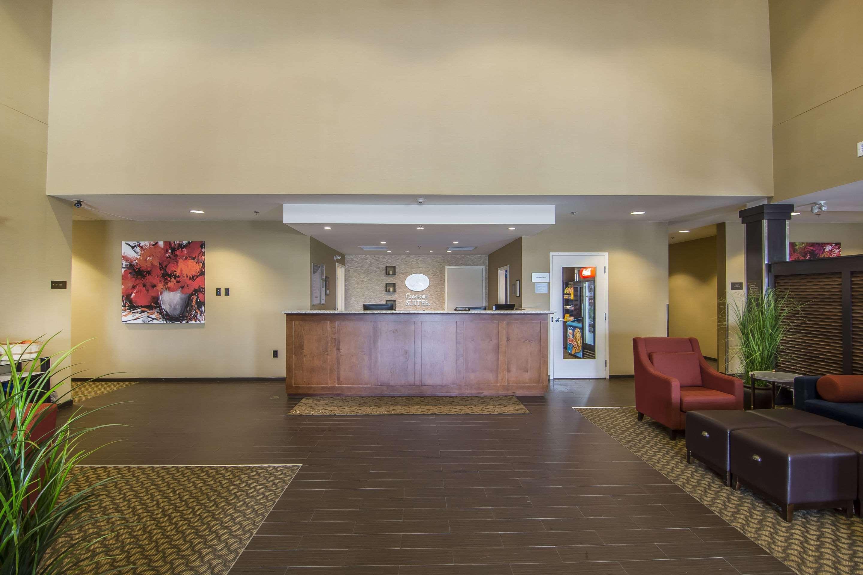 Comfort Suites Риджайна Екстериор снимка
