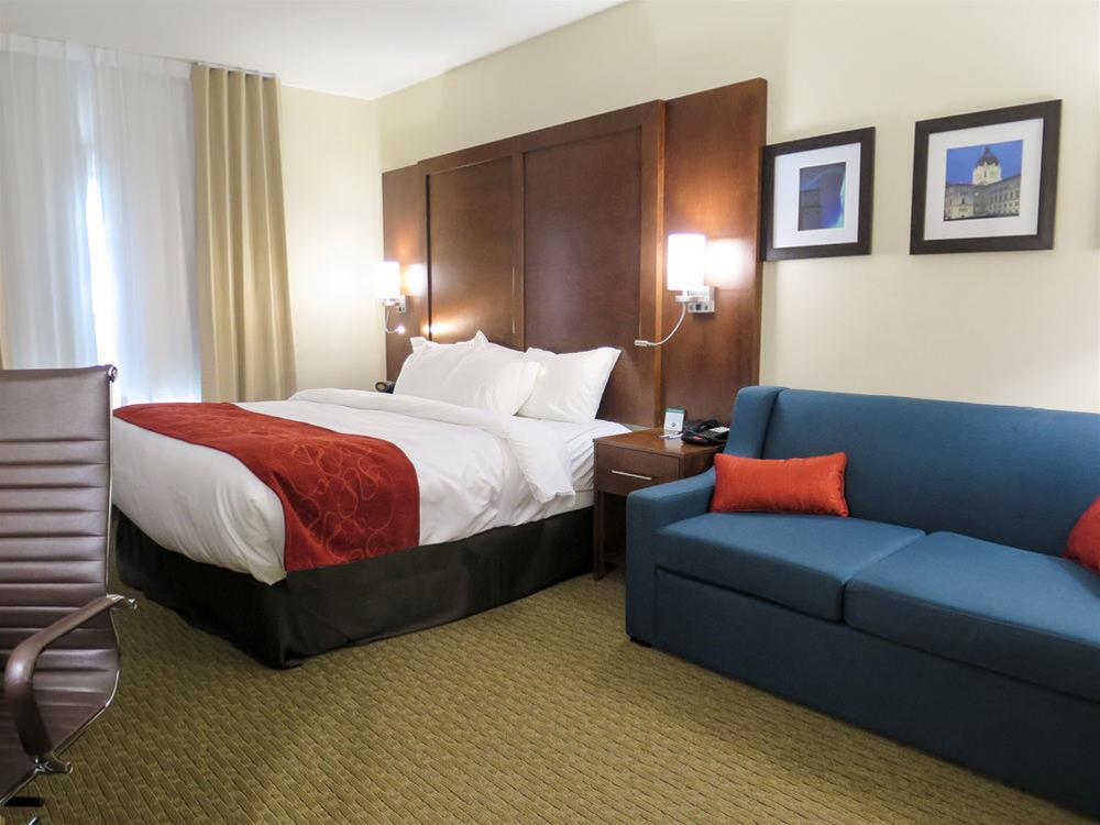 Comfort Suites Риджайна Екстериор снимка