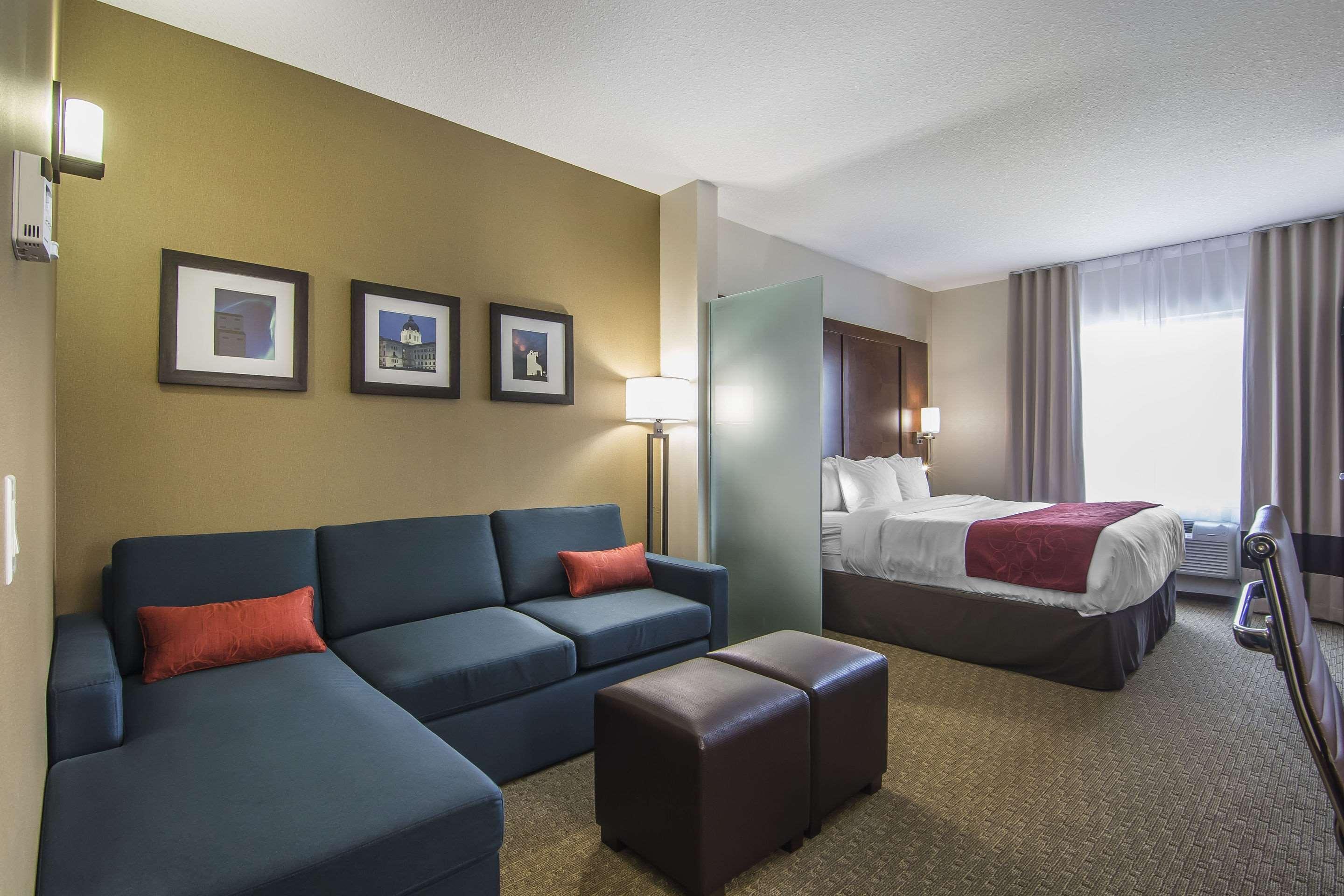 Comfort Suites Риджайна Екстериор снимка