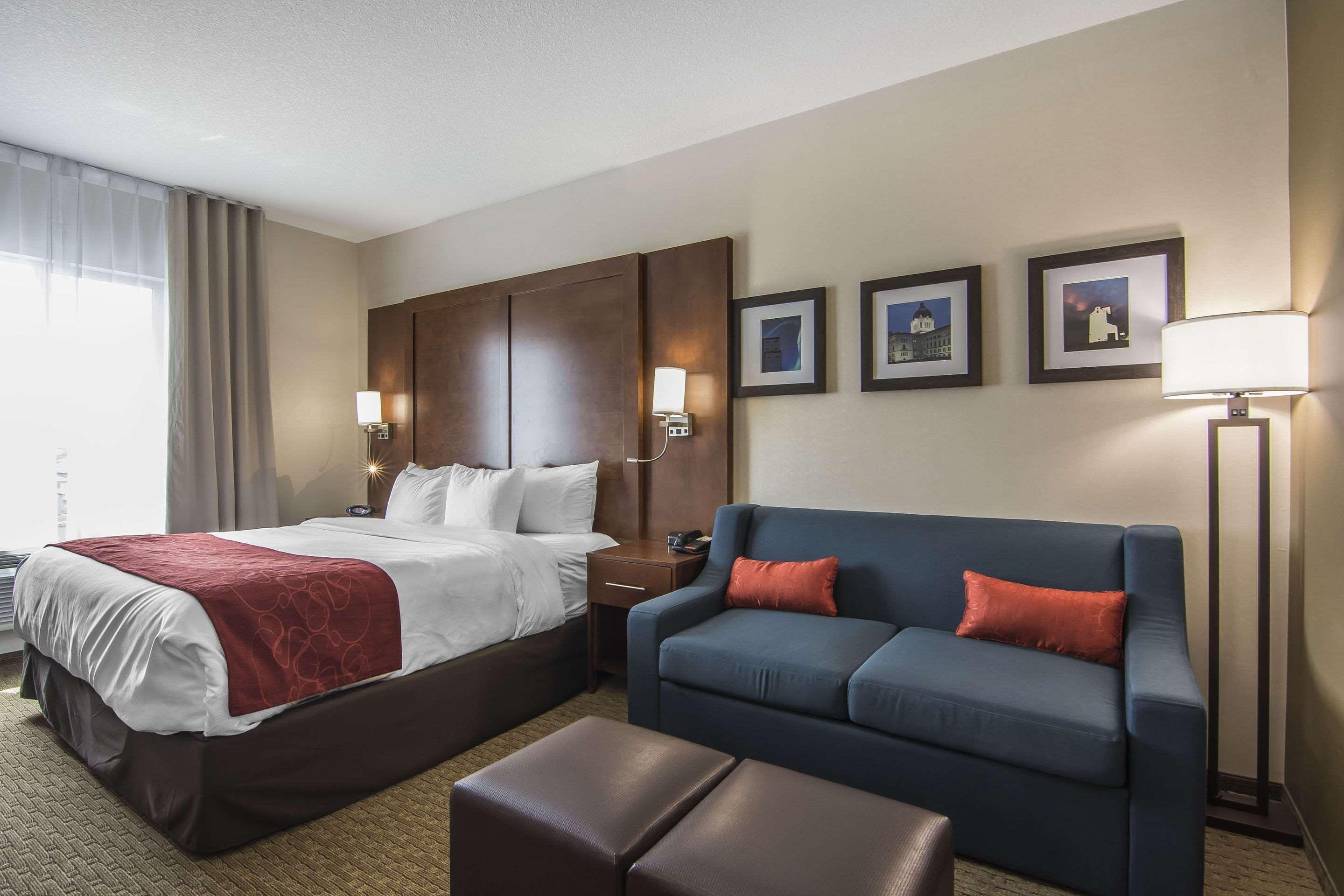 Comfort Suites Риджайна Екстериор снимка