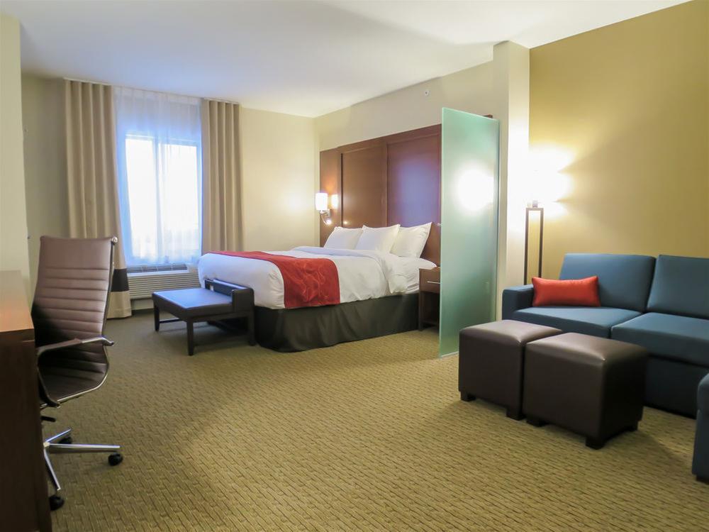 Comfort Suites Риджайна Екстериор снимка