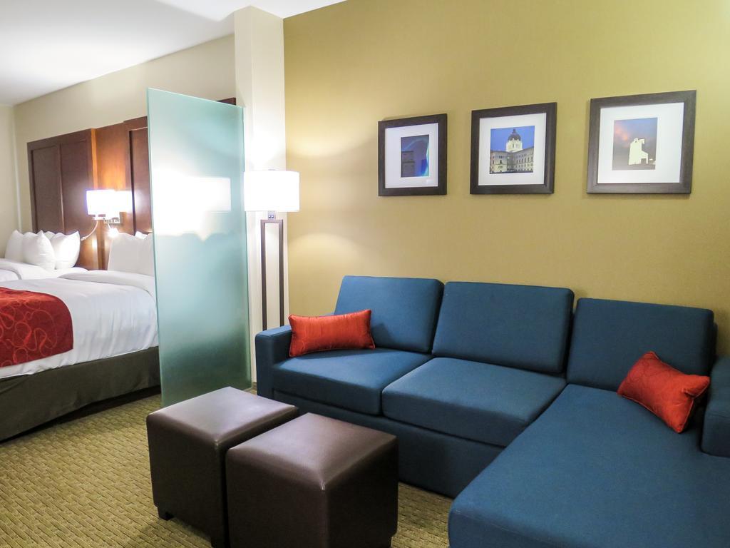 Comfort Suites Риджайна Екстериор снимка